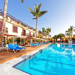 ** Apartahotel Oasis Club España
