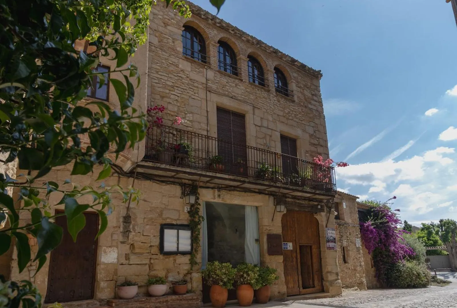 Hostal La Riera De ペラタリャーダ スペイン